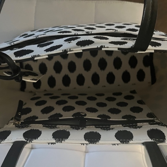 Kate Spade Black and White Ikat Riley Tote - Picture 9 of 14